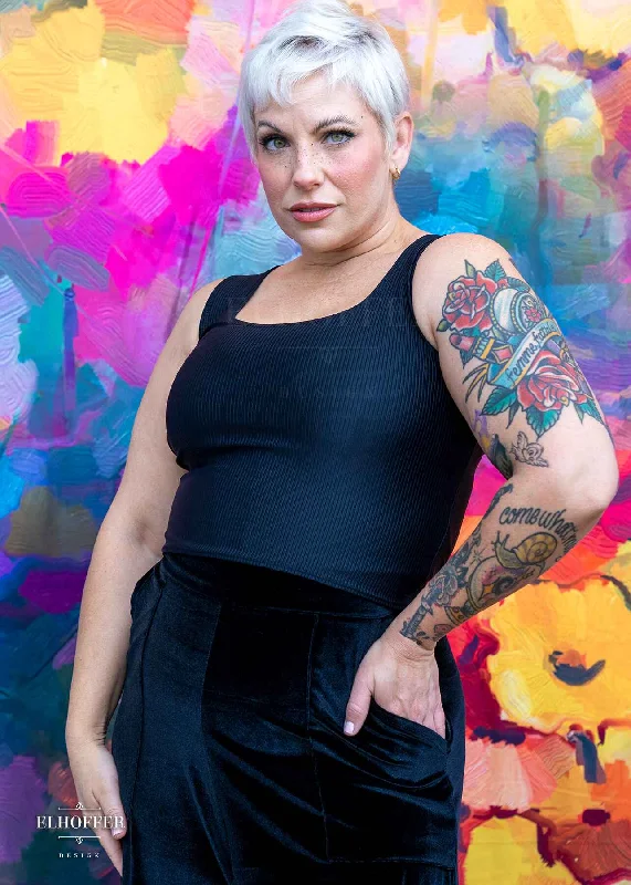 Essential Buffy Crop Top - Black Rib Rugged Women's Outdoor 