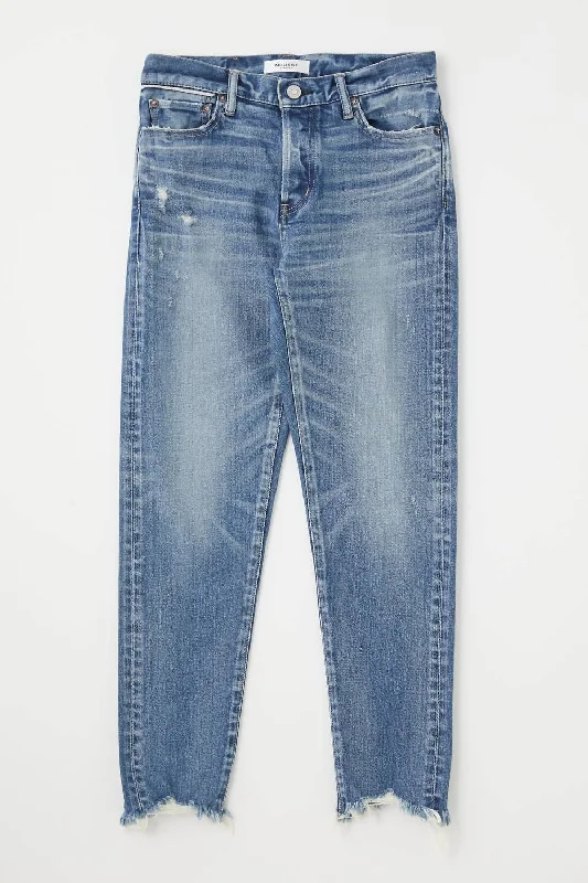 Vintage Avenal Tapered Mid Rise Jean In Blue