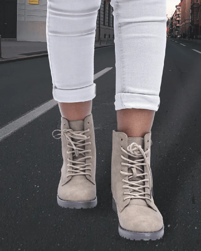 Corrie Taupe Boots