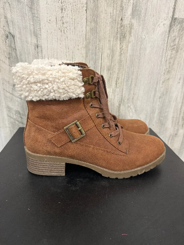 Boots Ankle Flats By Sporto  Size: 9 Gym